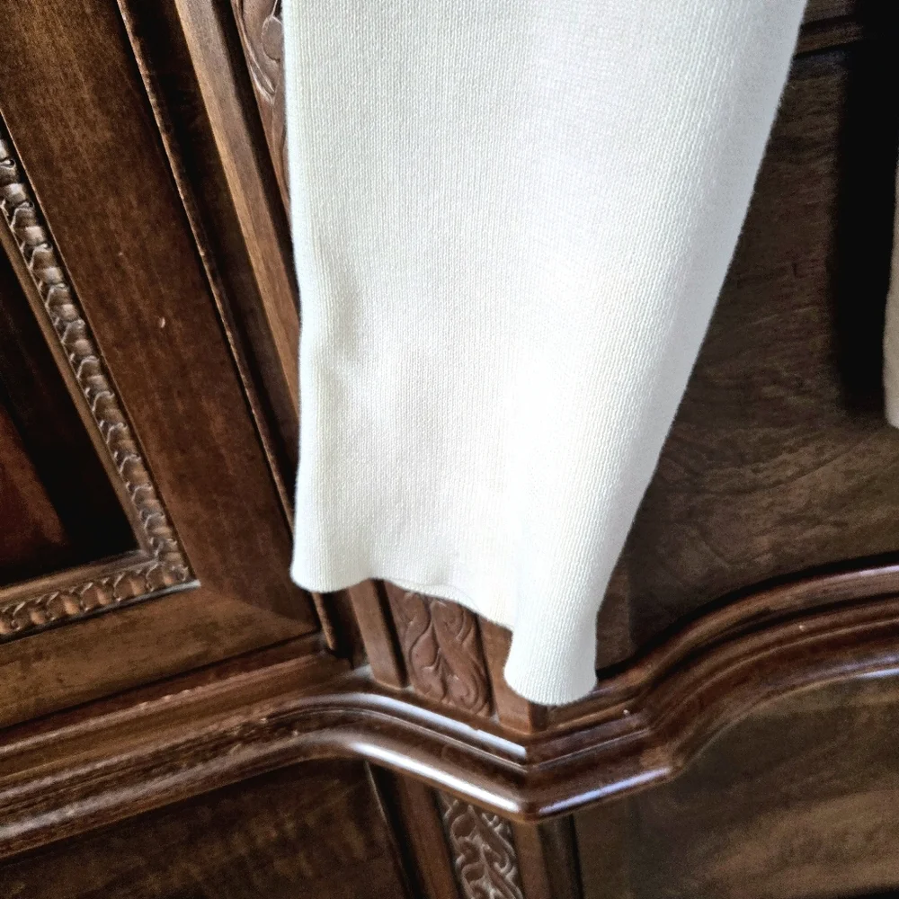 Liz Claiborne, Sweater twin-set. Off White/black. Large - Picture 8 of 15